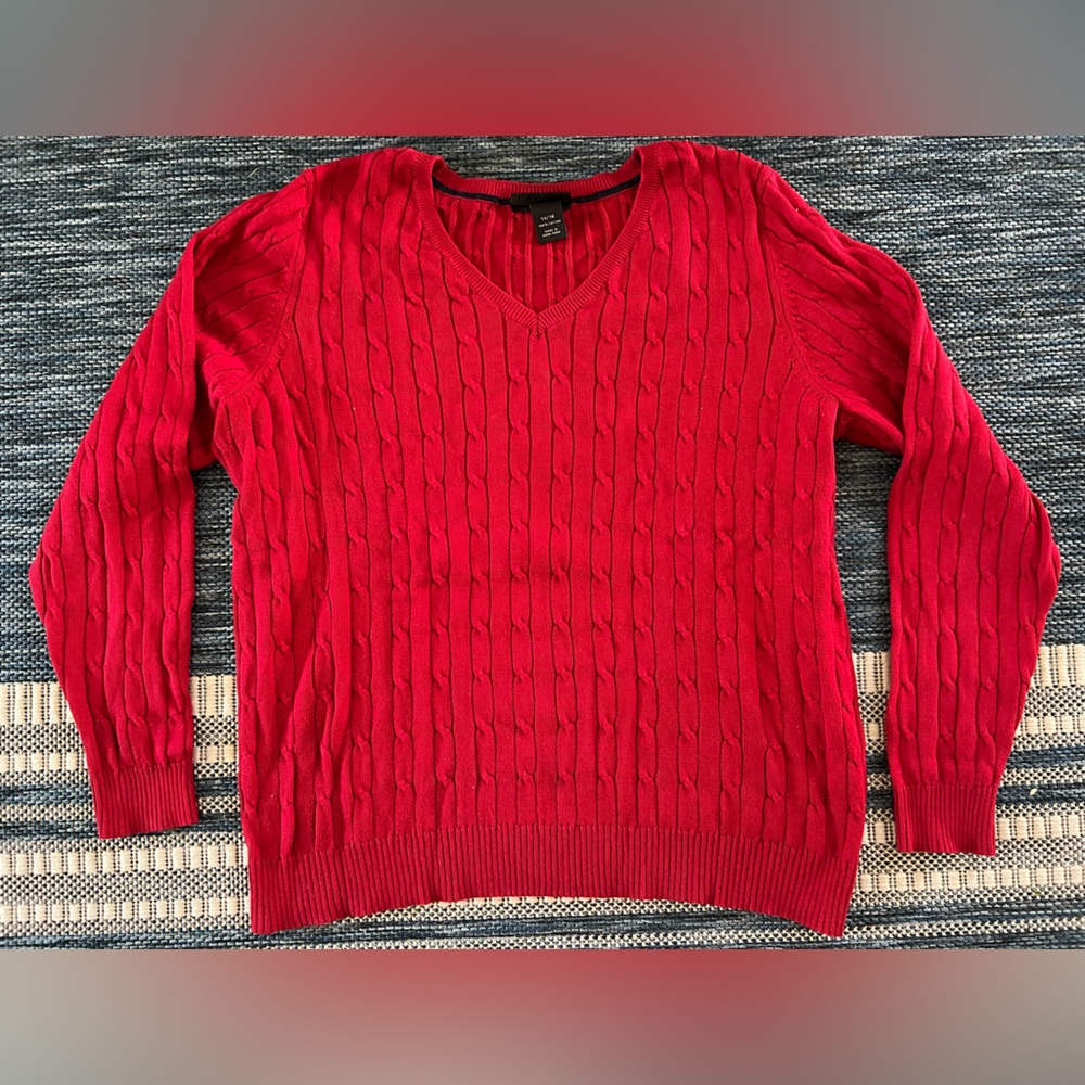 Womens 14/16 Lane Bryant red cable neck  Vneck sweater.  Perfect condition.